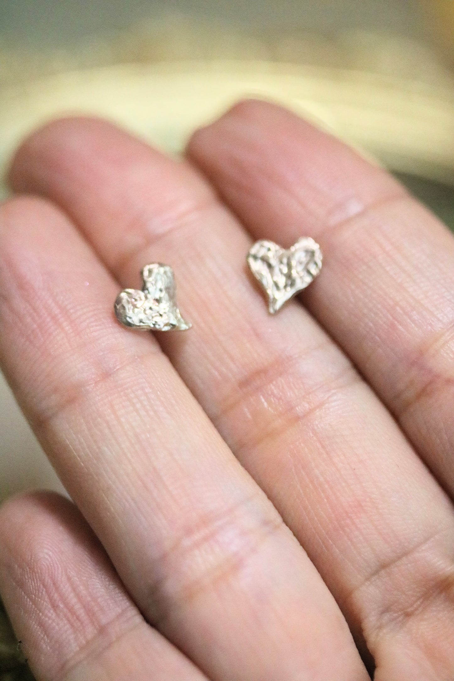 mini heart gold earrings